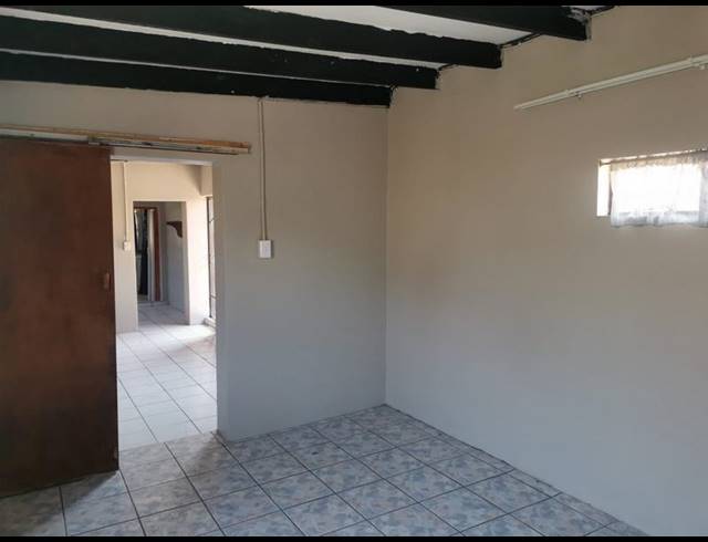 1 BEDROOM PROPERTY TO RENT IN STRUBENVALE